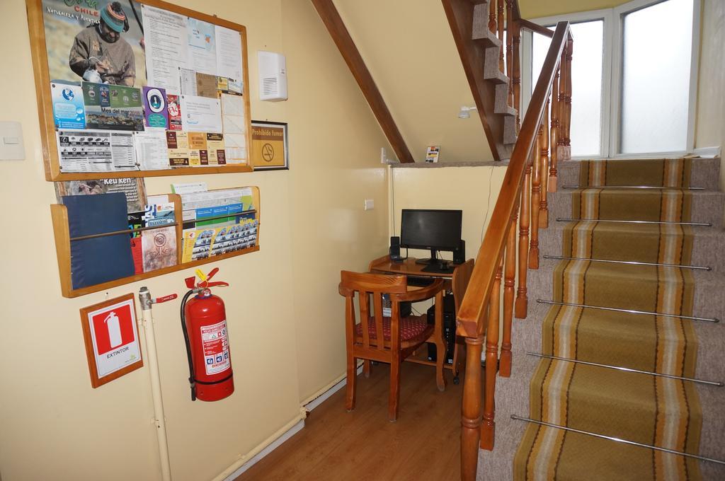 Hostal Ovejero Punta Arenas Exterior photo